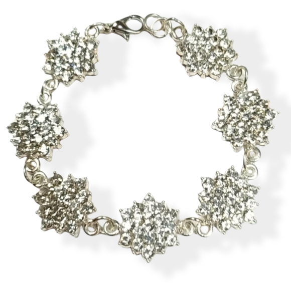 Hand Crafted Rhinestone Silver Tone Flower Design Bracelet - Picture 3 of 16